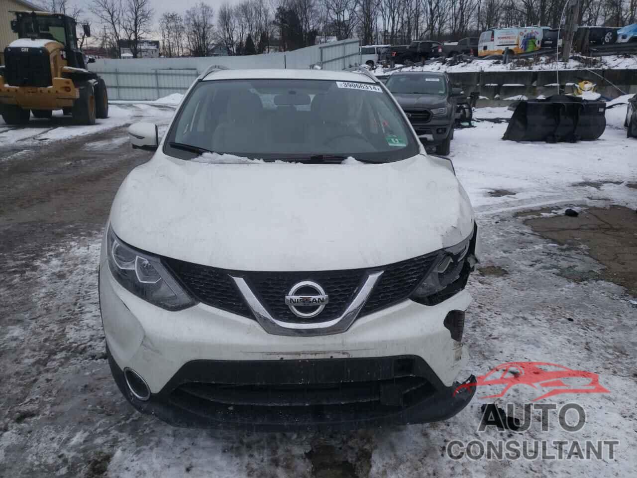 NISSAN ROGUE 2018 - JN1BJ1CR0JW204479