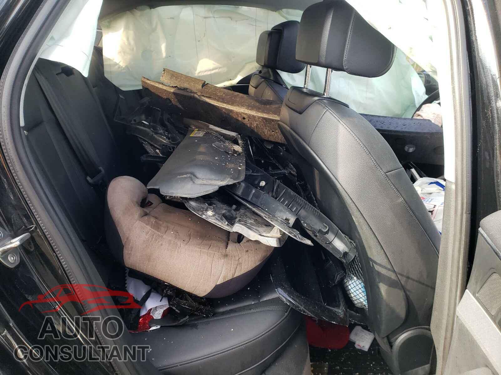 AUDI A4 2018 - WAUDNAF41JA085183