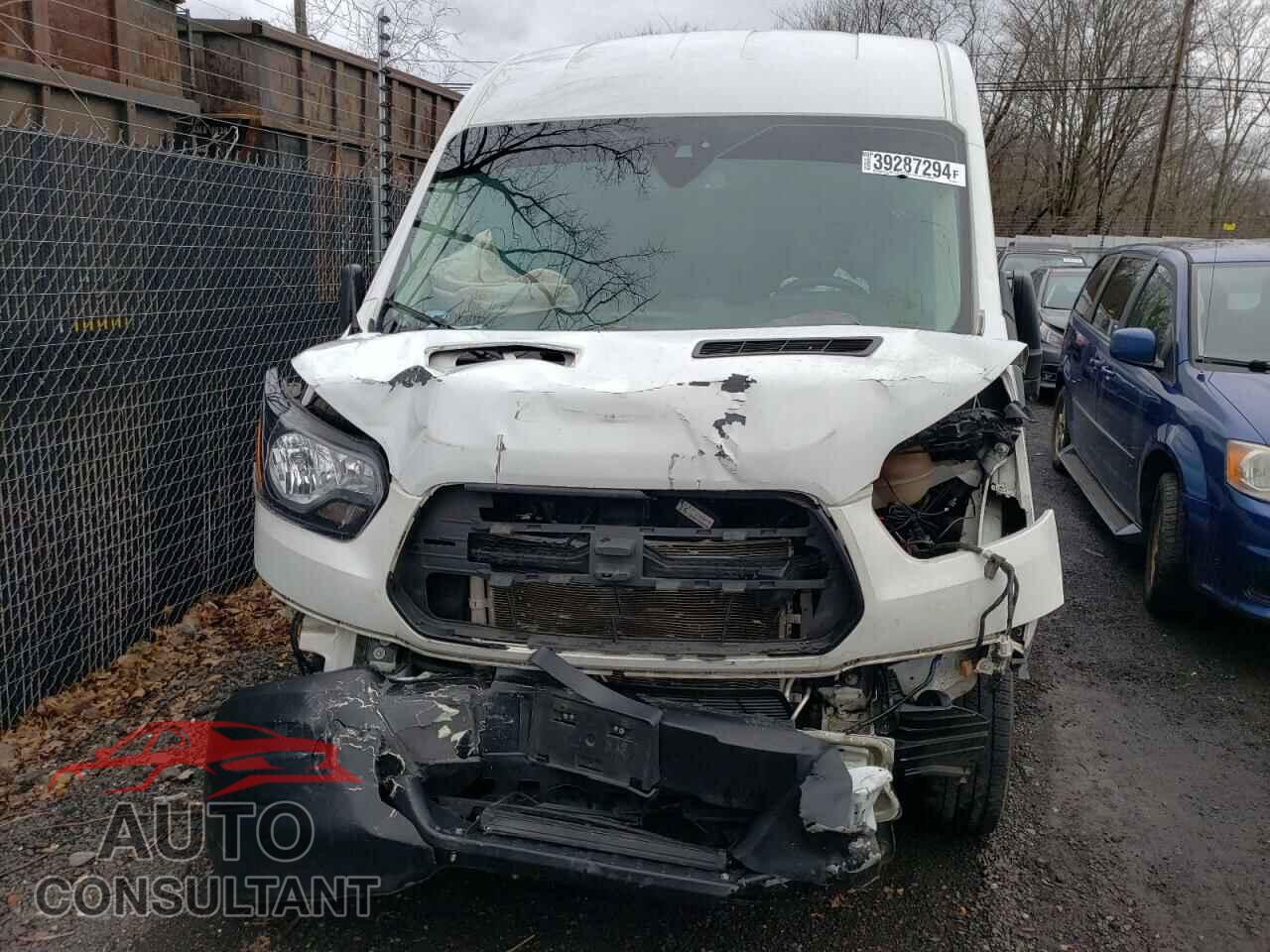 FORD TRANSIT 2019 - 1FTYR2CM9KKA01318