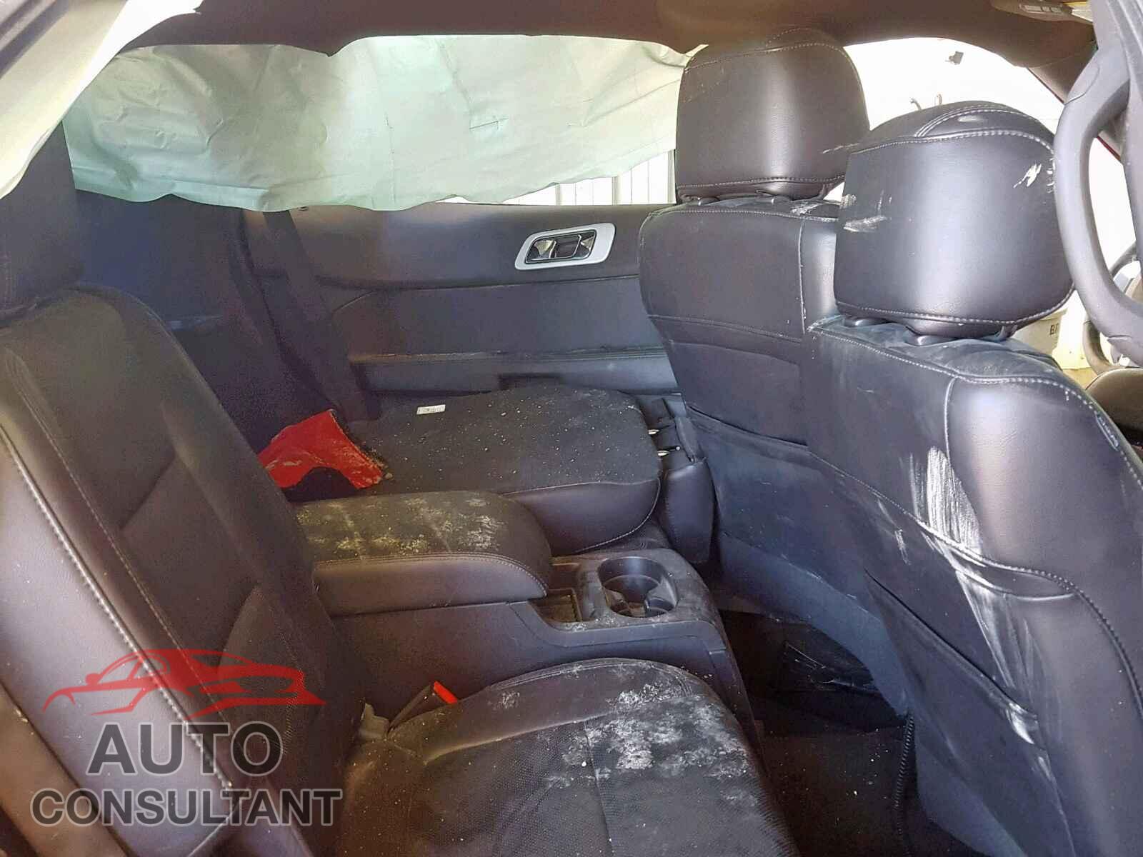 FORD EXPLORER L 2013 - 5YJ3E1EA2KF313867
