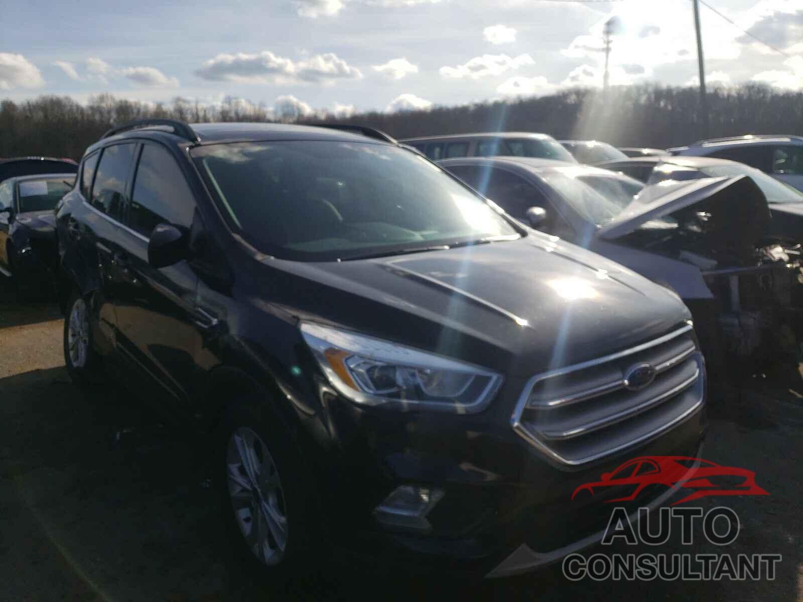 FORD ESCAPE 2017 - 1FMCU0GD3HUD38597