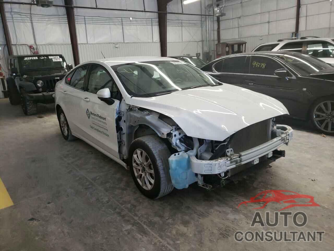 FORD FUSION 2018 - 3FA6P0G76JR254053