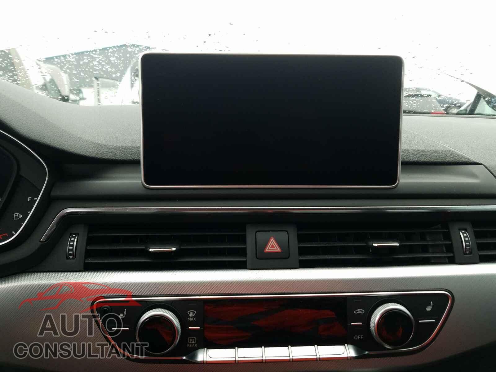AUDI A4 2017 - WAUDNAF41HN054759