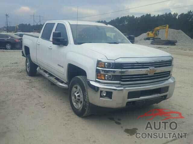 CHEVROLET SILVERADO 2015 - 1GC1CVEG5FF545888