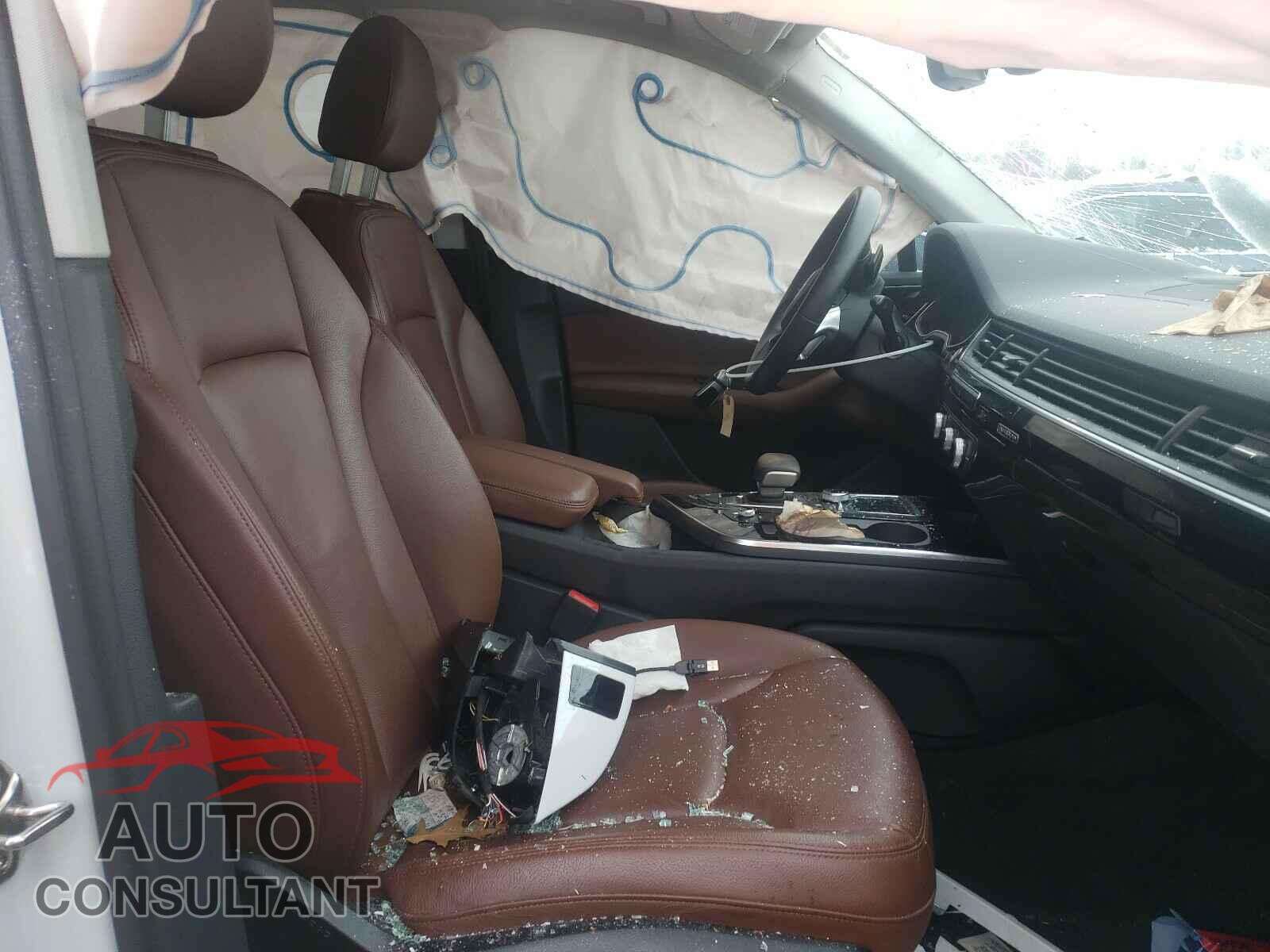AUDI Q7 2019 - WA1AAAF71KD000168
