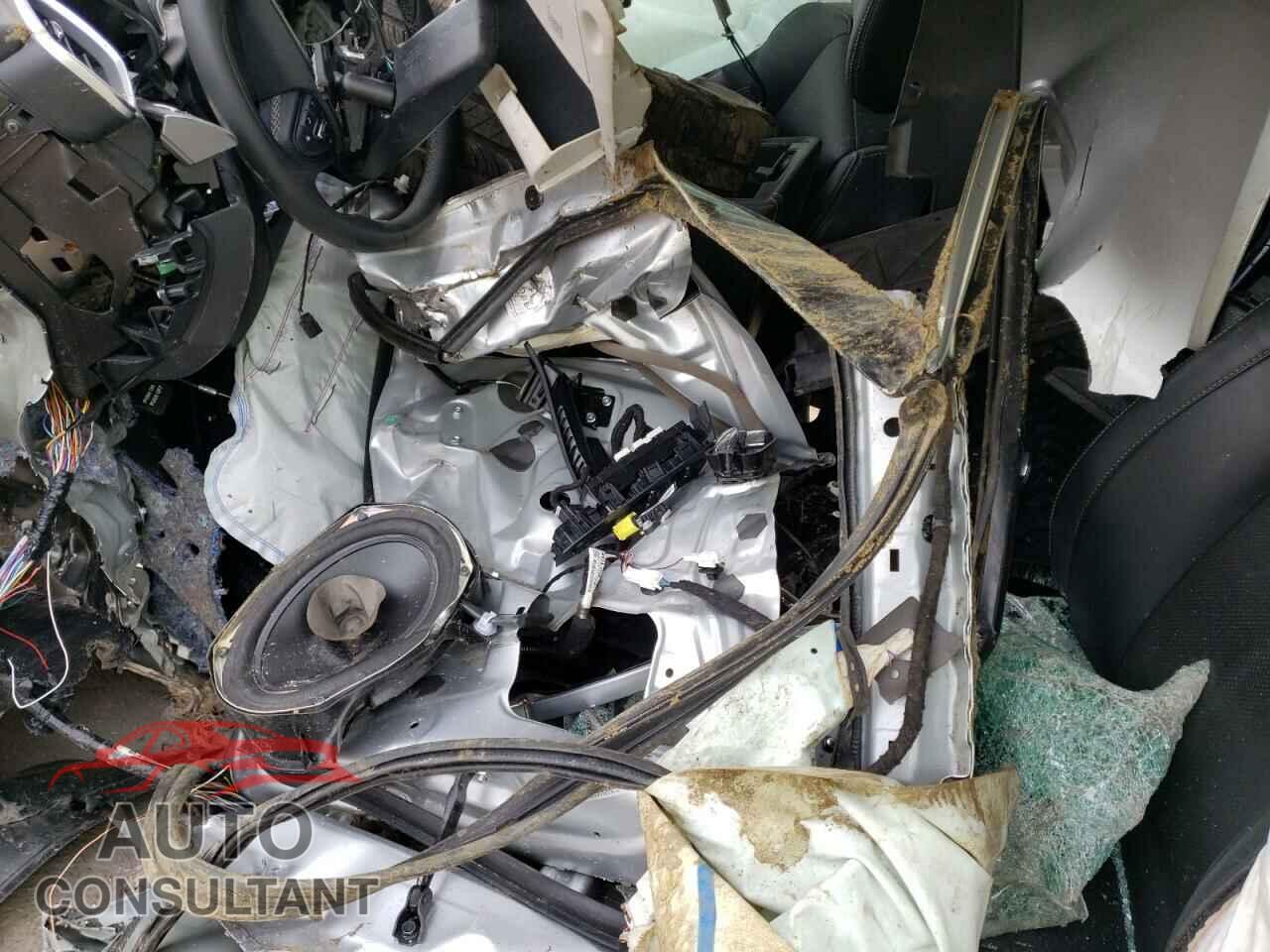 NISSAN MAXIMA 2021 - 1N4AA6CV3MC506122
