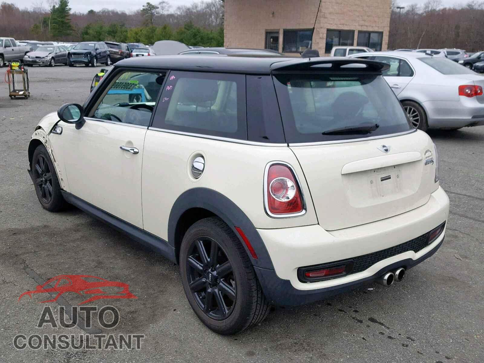 MINI COOPER 2012 - 1VWBA7A37JC025630
