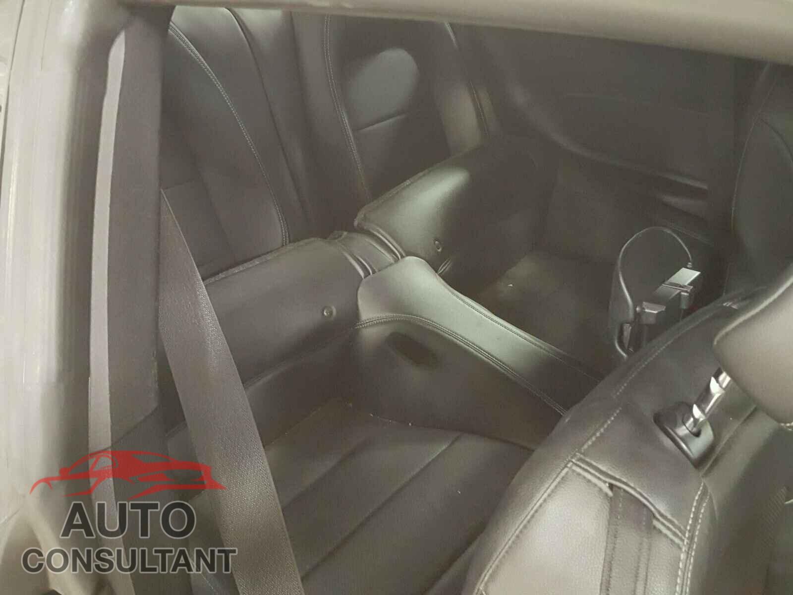 FORD MUSTANG 2015 - 1FA6P8TH0F5305621