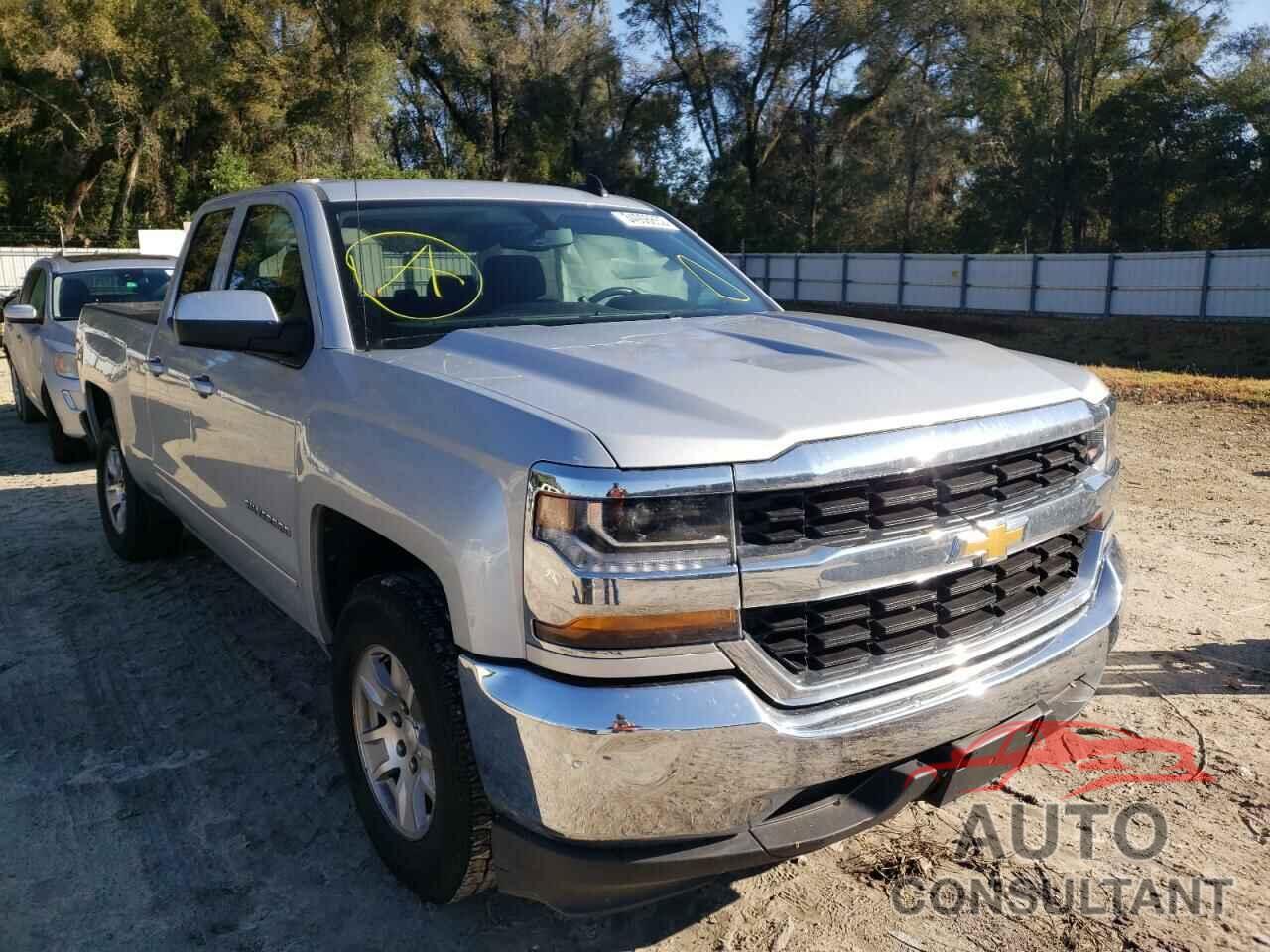 CHEVROLET SILVERADO 2018 - 1GCRCREC8JZ338653