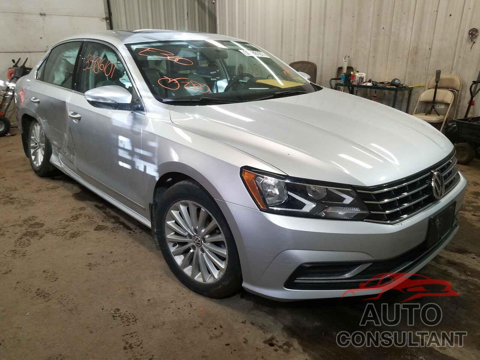 VOLKSWAGEN PASSAT 2017 - 1VWBT7A33HC018808