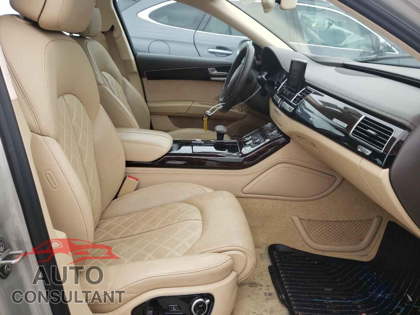AUDI A8 2016 - WAU43AFD1GN005677