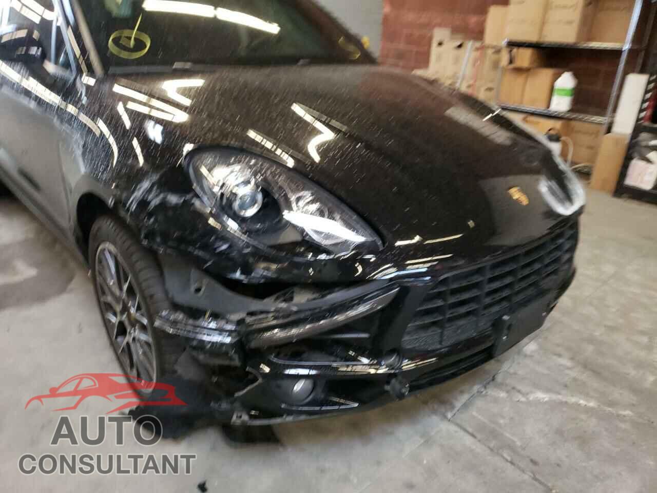 PORSCHE MACAN 2018 - WP1AA2A53JLB11809