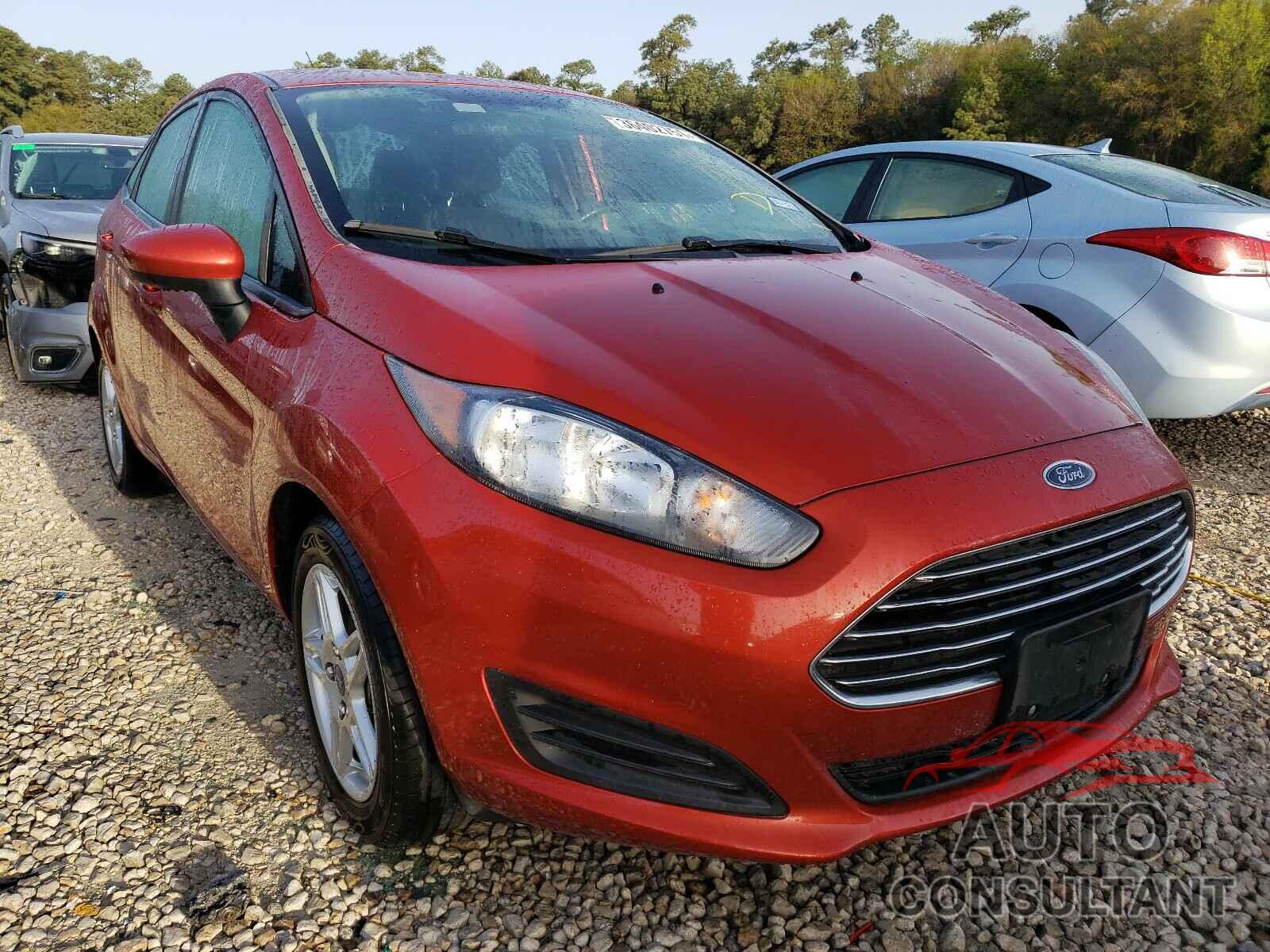 FORD FIESTA 2018 - 3FADP4BJ5JM106247