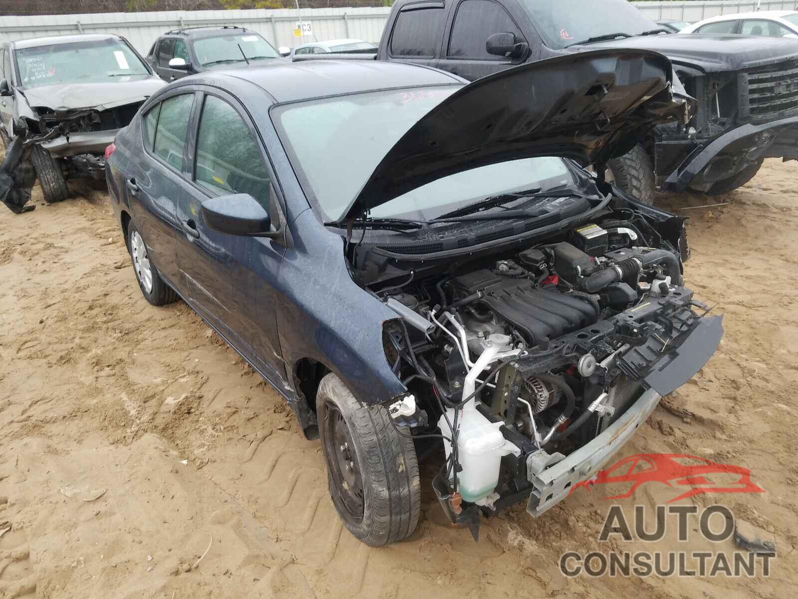 NISSAN VERSA 2017 - 3N1CN7AP3HL852900