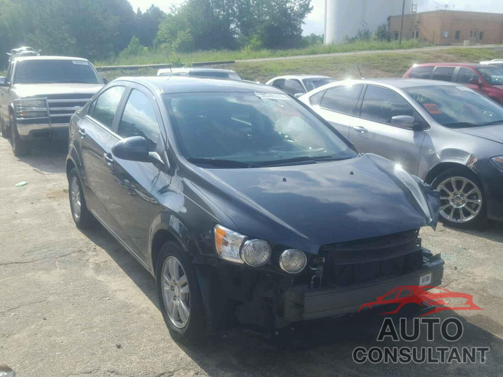 CHEVROLET SONIC 2016 - 1G1JC5SH9G4114604