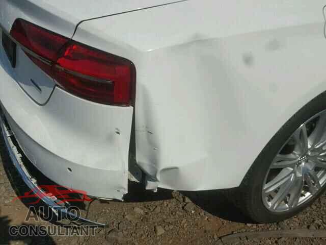 AUDI A8 2015 - WAU3GAFD8FN022197
