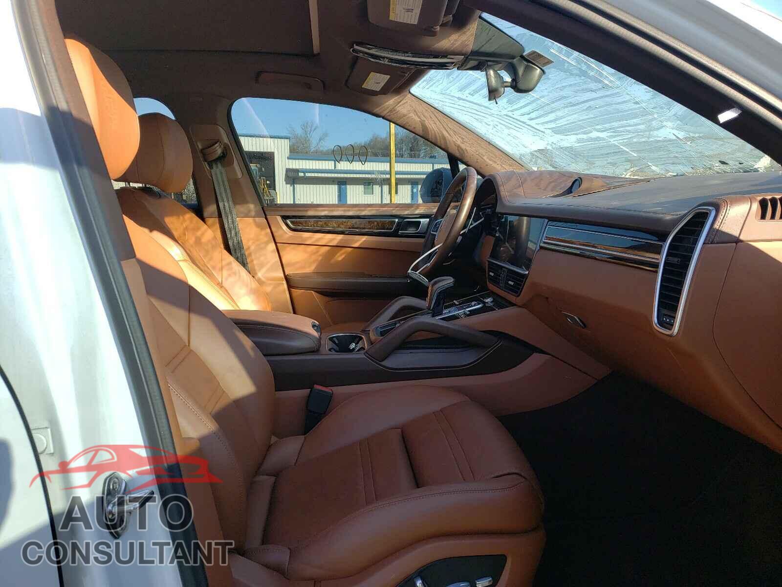 PORSCHE CAYENNE 2019 - WP1AA2AY6KDA03013