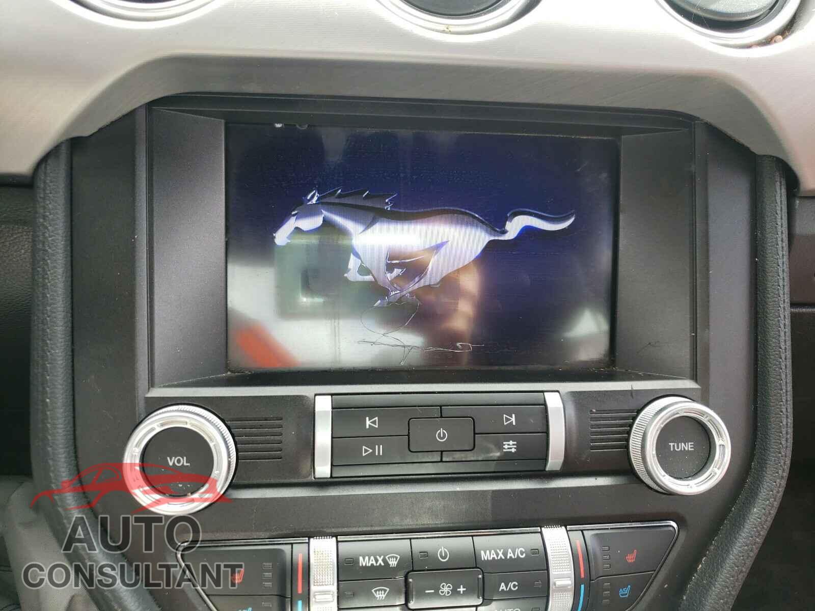 FORD MUSTANG 2020 - 1FA6P8TH6L5120226