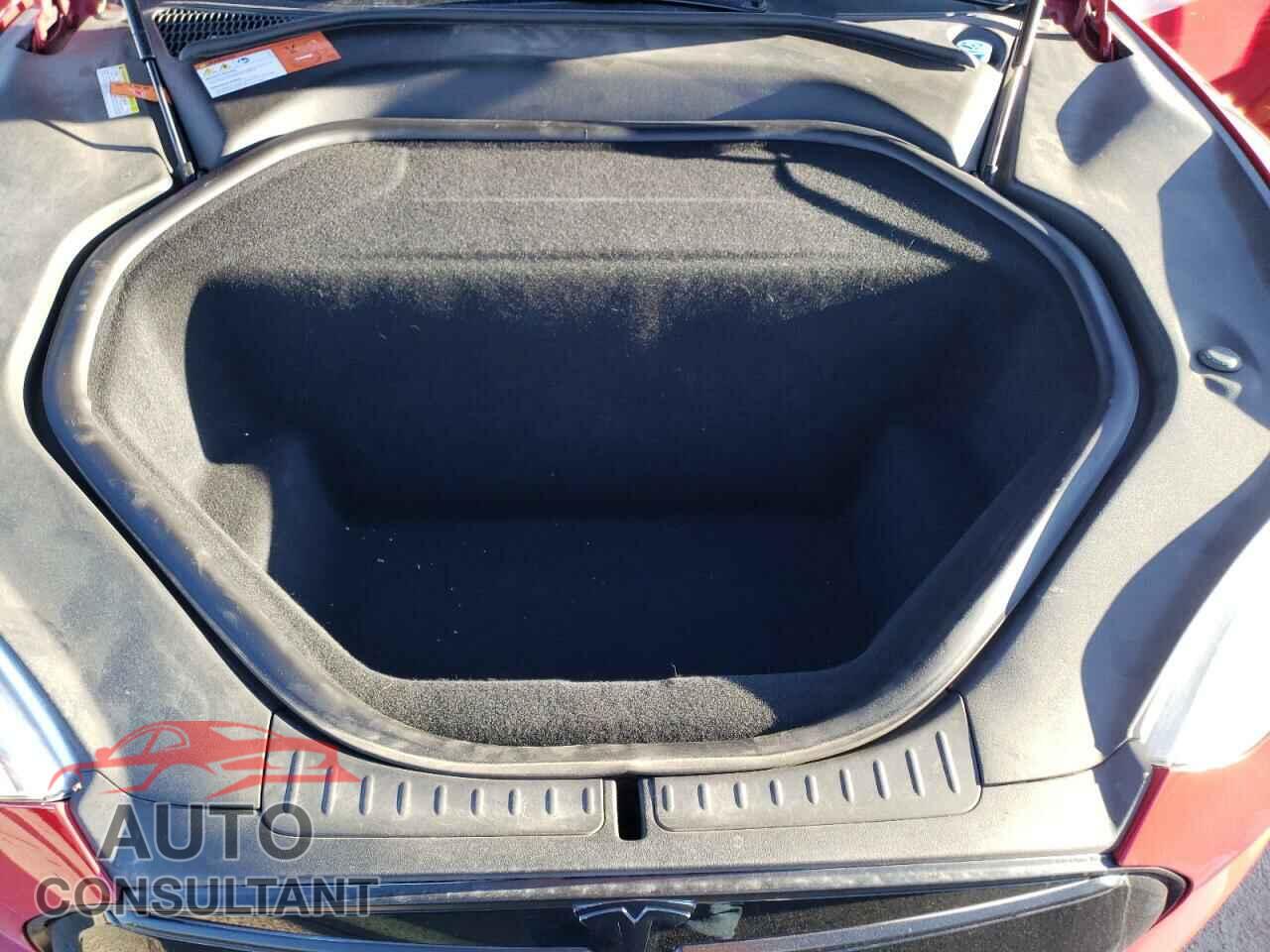 TESLA MODEL S 2015 - 5YJSA1E27FF109541