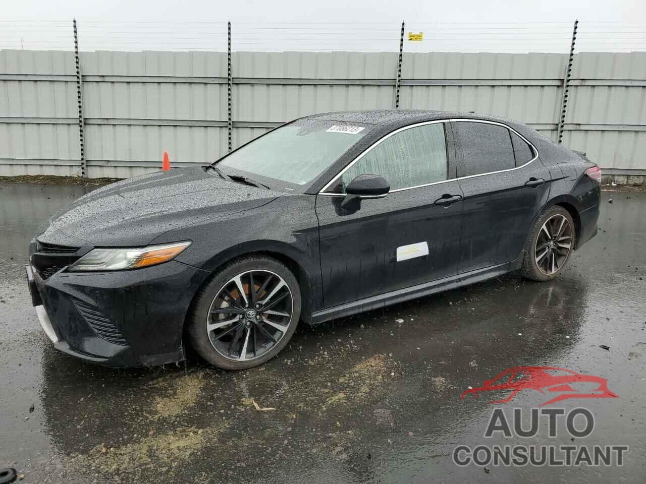 TOYOTA CAMRY 2018 - 4T1B61HK7JU020674