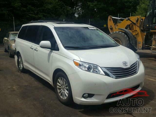 TOYOTA SIENNA 2015 - 5TDYK3DC1FS530504