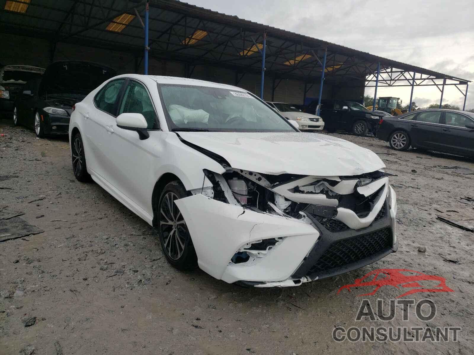 TOYOTA CAMRY 2020 - 4T1G11AK6LU508757