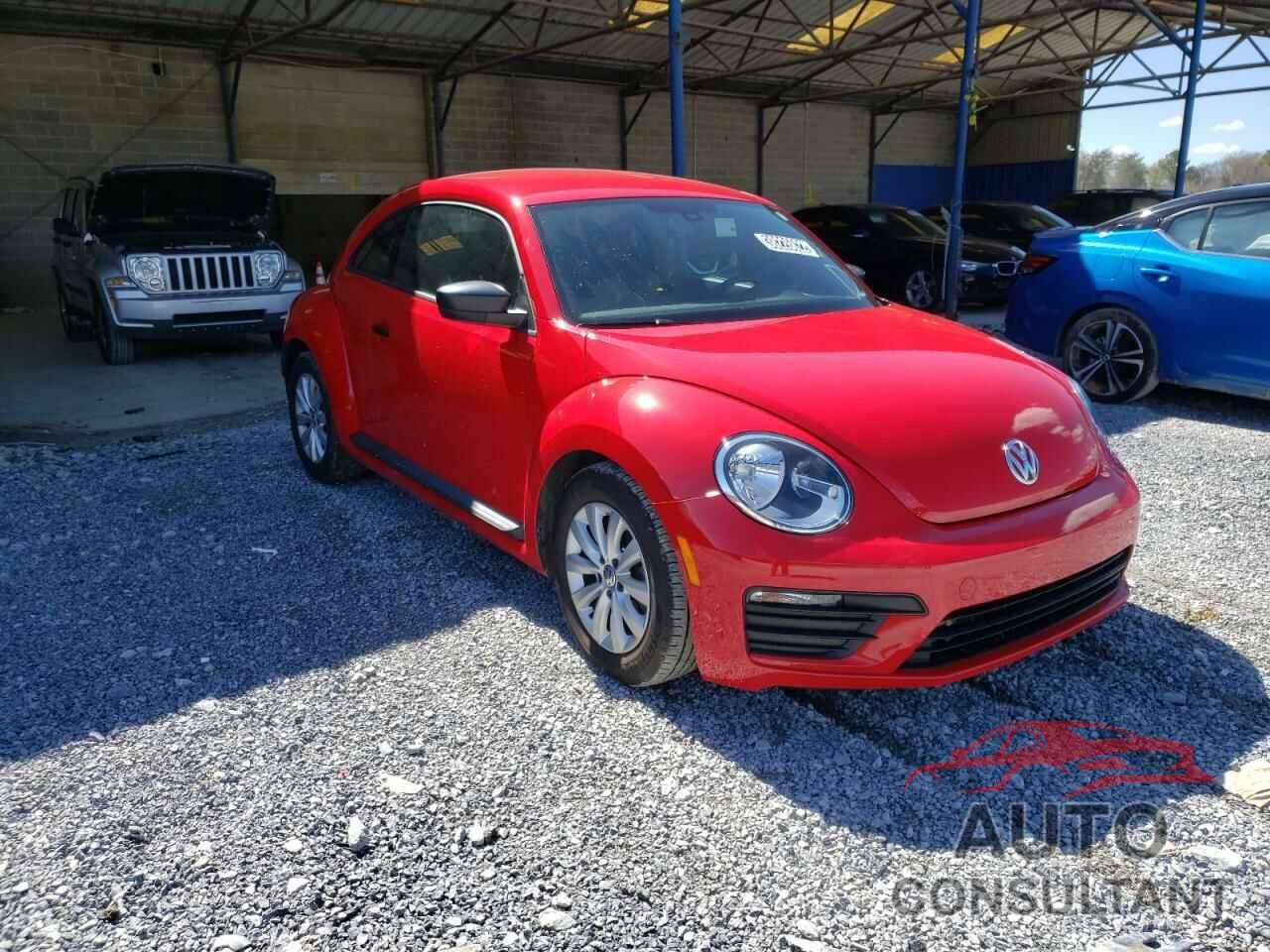 VOLKSWAGEN BEETLE 2017 - 3VWF17AT5HM631230