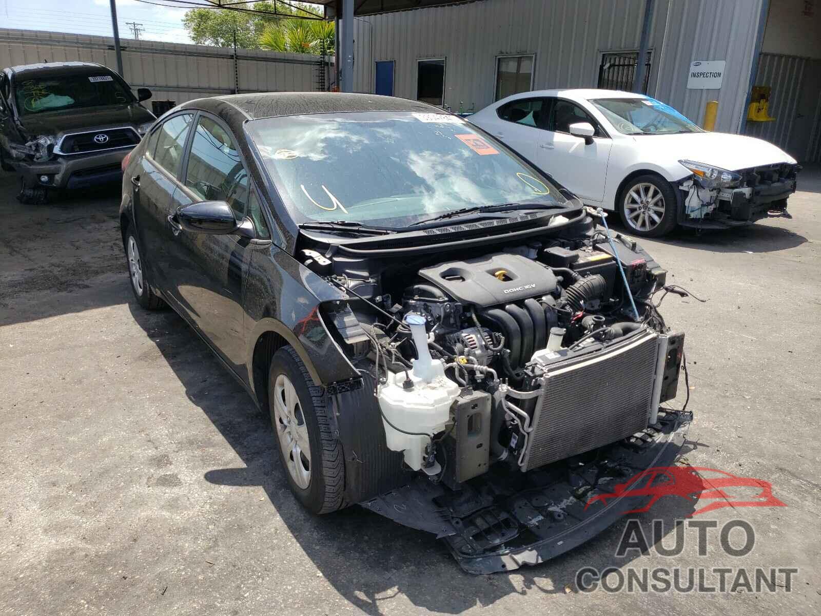 KIA FORTE 2017 - 3KPFK4A75HE112092