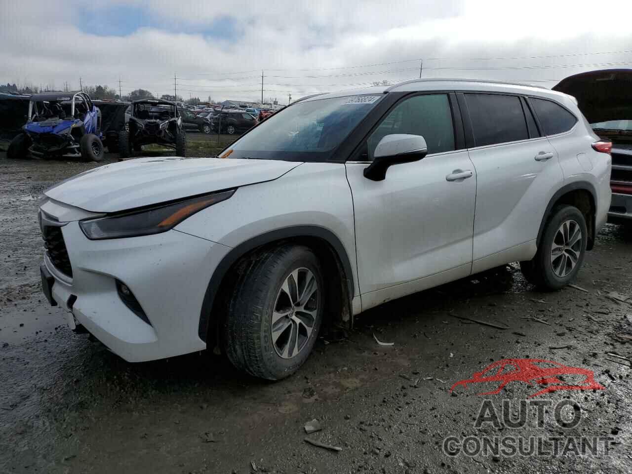 TOYOTA HIGHLANDER 2022 - 5TDHZRBH5NS567180