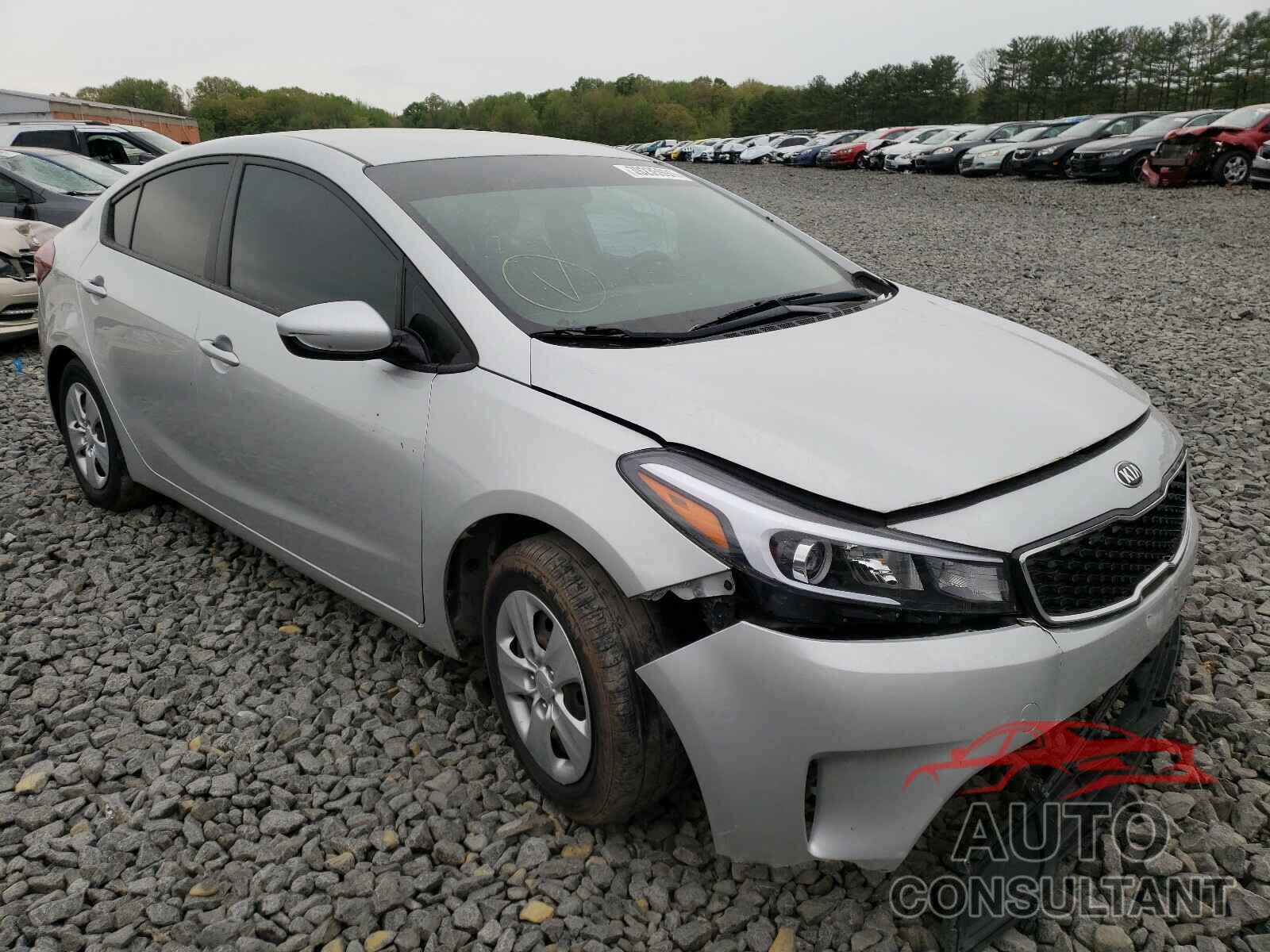 KIA FORTE 2018 - 3KPFK4A76JE270091