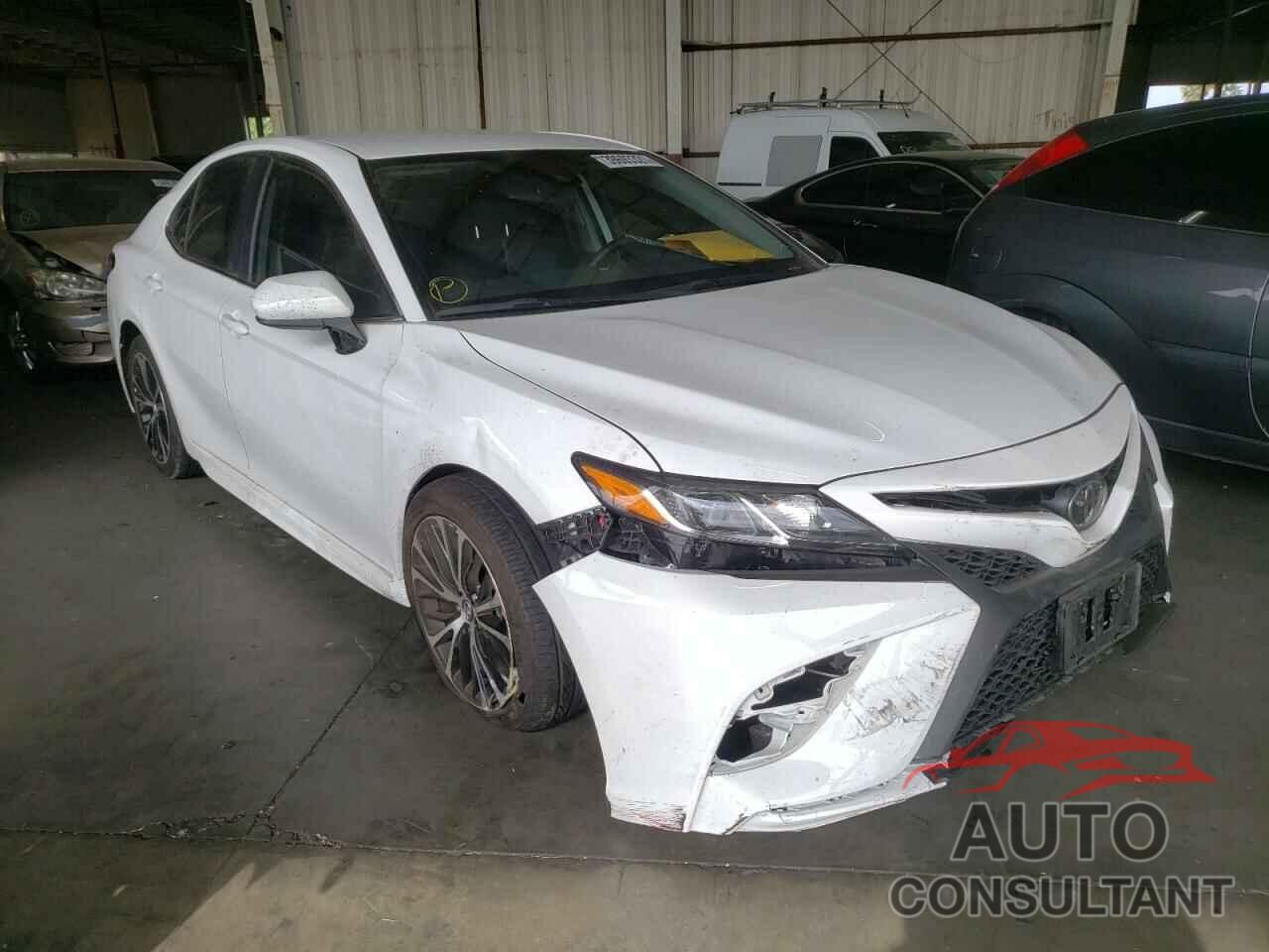 TOYOTA CAMRY 2019 - 4T1B11HK1KU771379