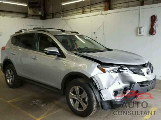 TOYOTA RAV4 2015 - JTMRFREV6FD118926