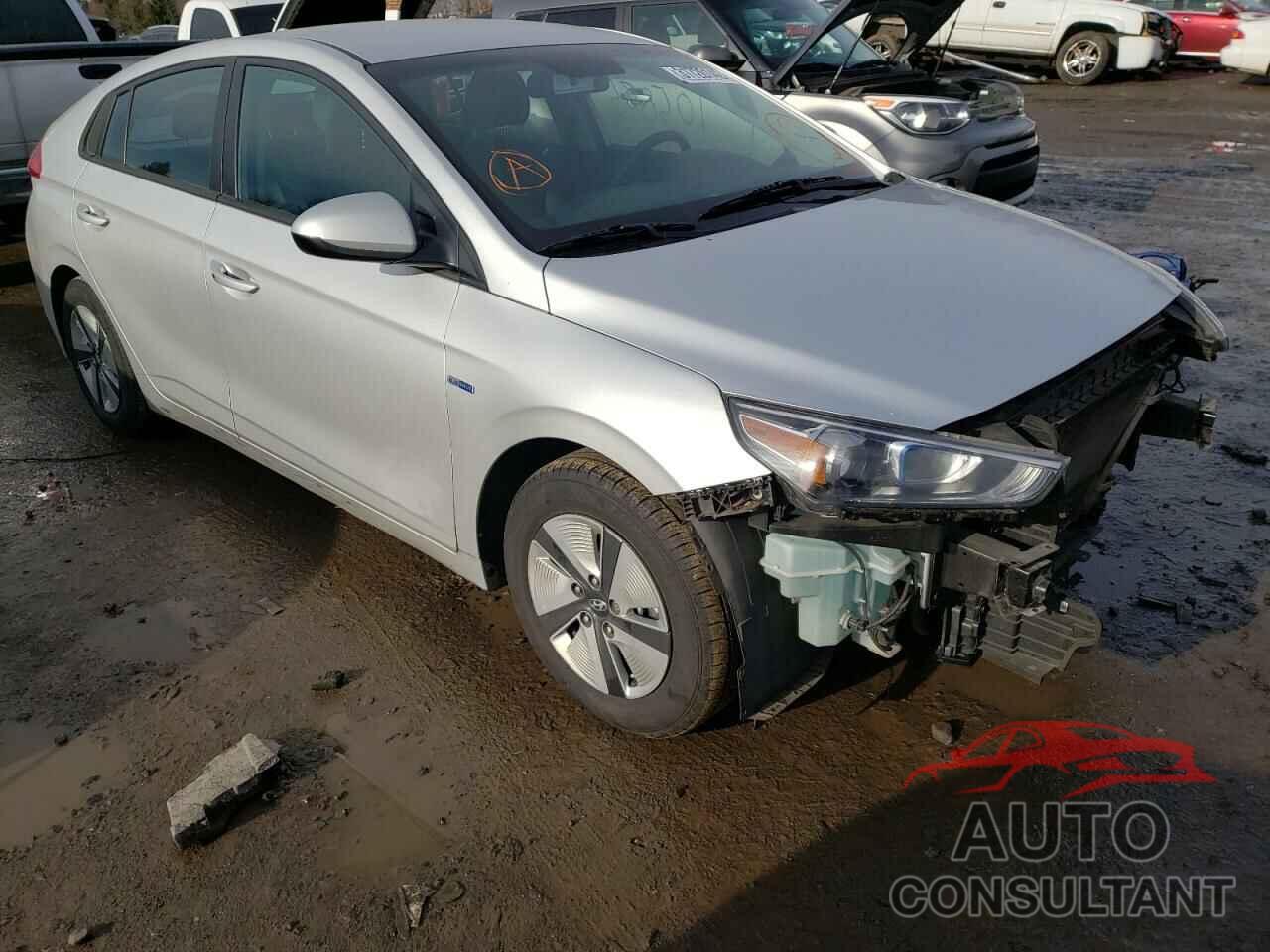 HYUNDAI IONIQ 2017 - KMHC65LC2HU026176