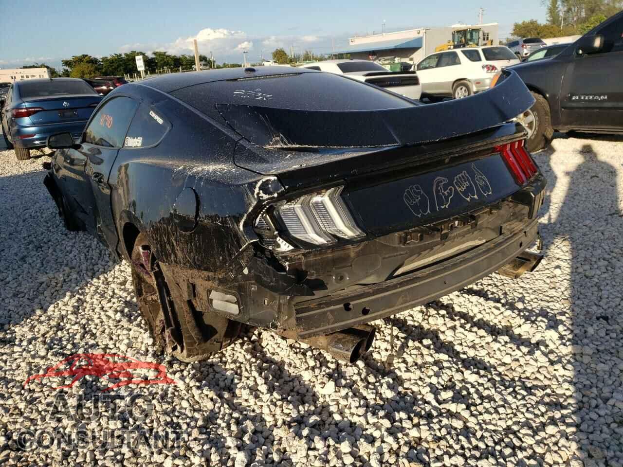 FORD MUSTANG 2019 - 1FA6P8CF4K5192734