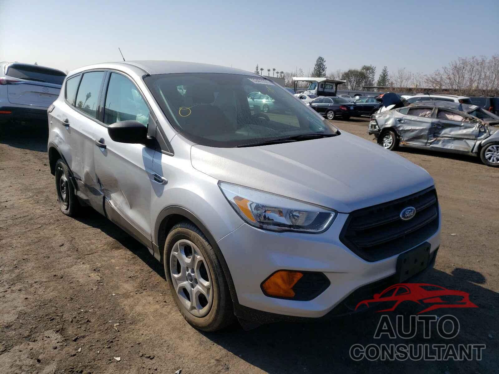 FORD ESCAPE 2017 - 1FMCU0F70HUE09265