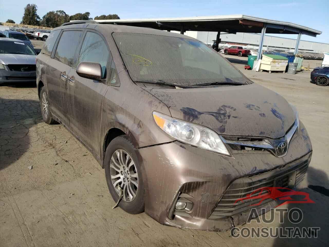 TOYOTA SIENNA 2019 - 5TDYZ3DC0KS008596