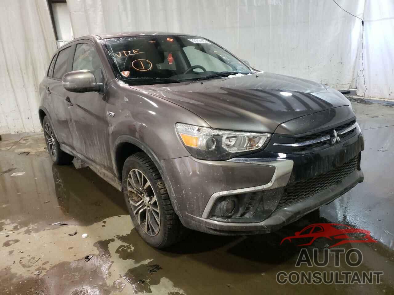 MITSUBISHI OUTLANDER 2018 - JA4AR3AU7JZ005958