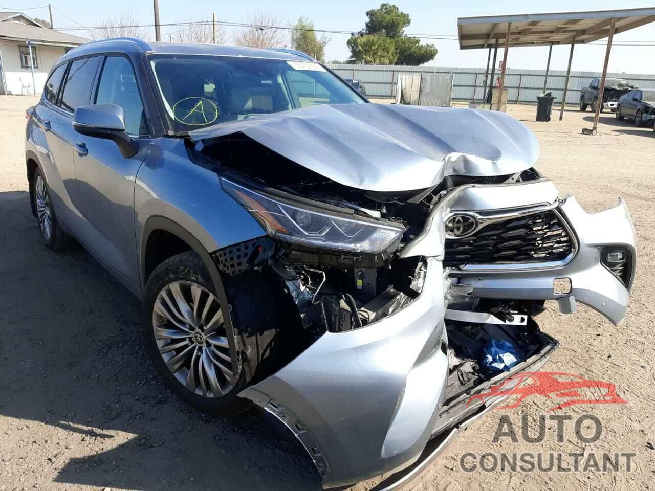 TOYOTA HIGHLANDER 2021 - 5TDKRKEC4NS115041