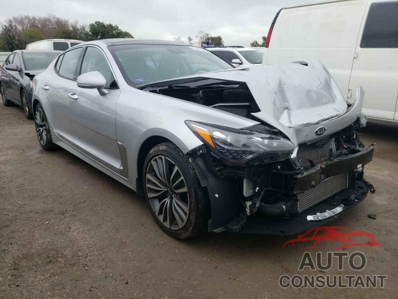 KIA STINGER 2018 - KNAE25LA4J6017493