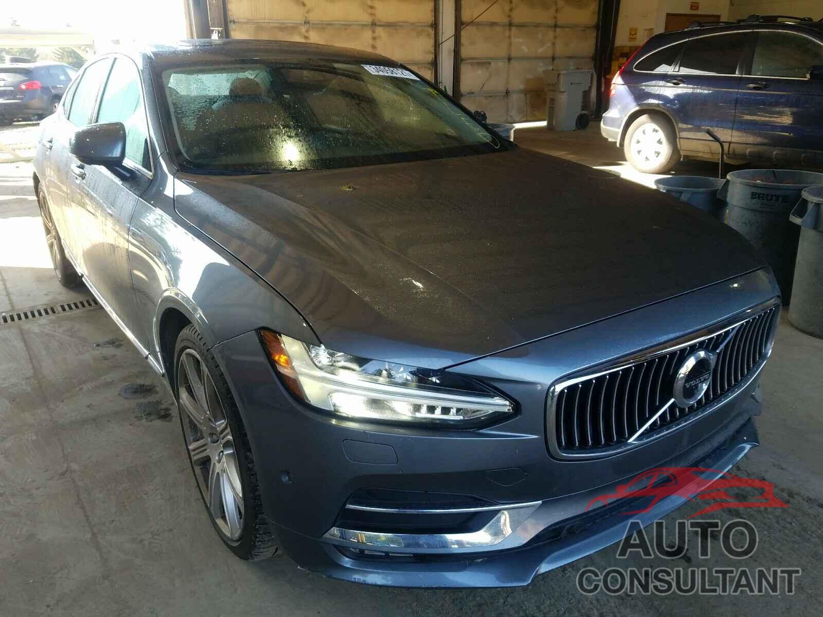 VOLVO S90 2017 - YV1A22ML4H1005202