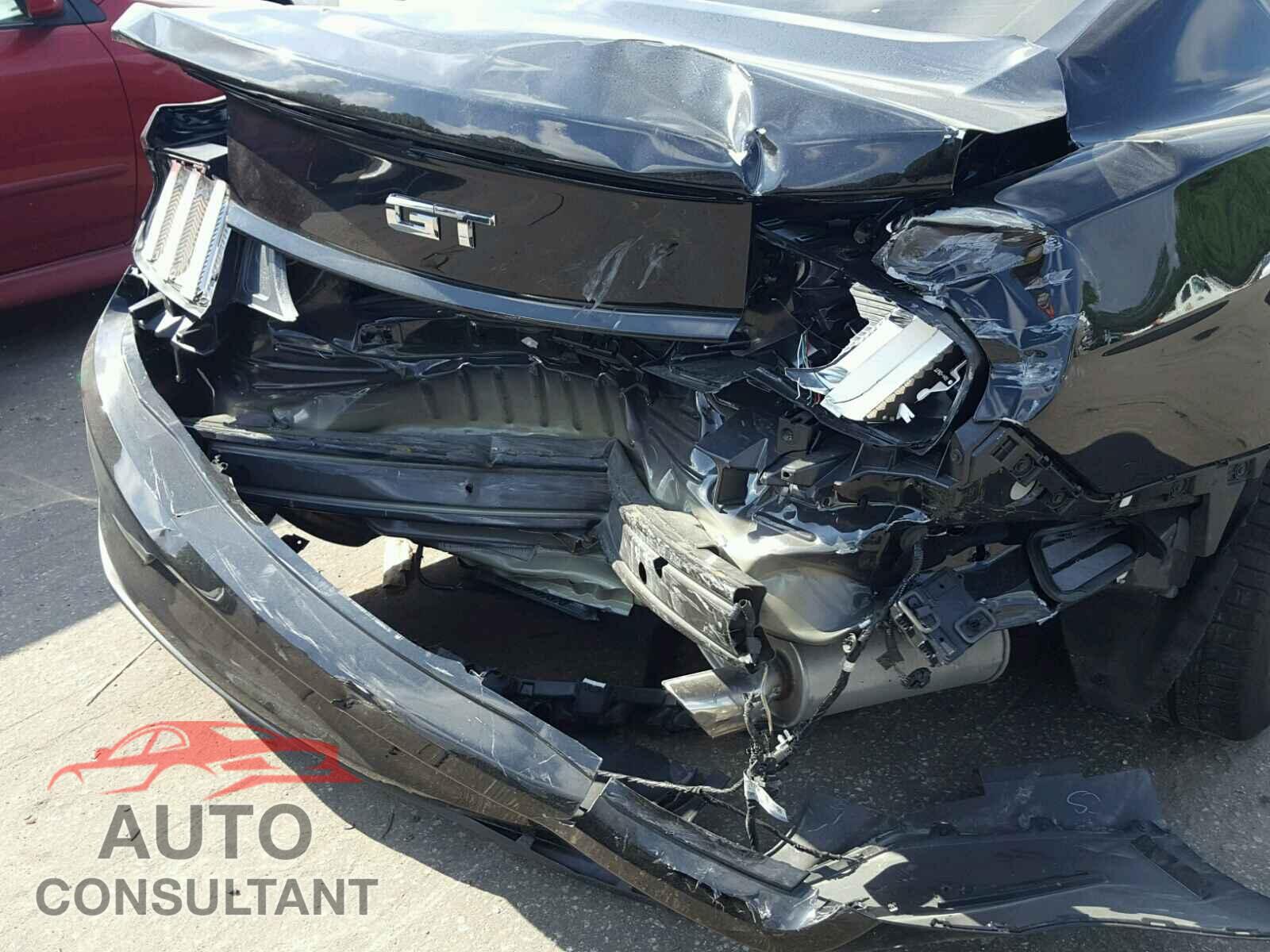 FORD MUSTANG 2017 - 1FA6P8CF7H5202603