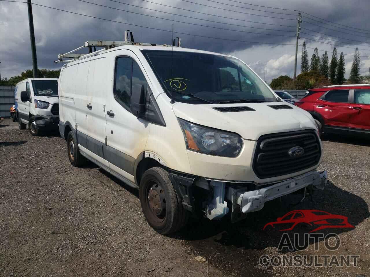 FORD TRANSIT CO 2016 - 1FTYE1ZM0GKB09637