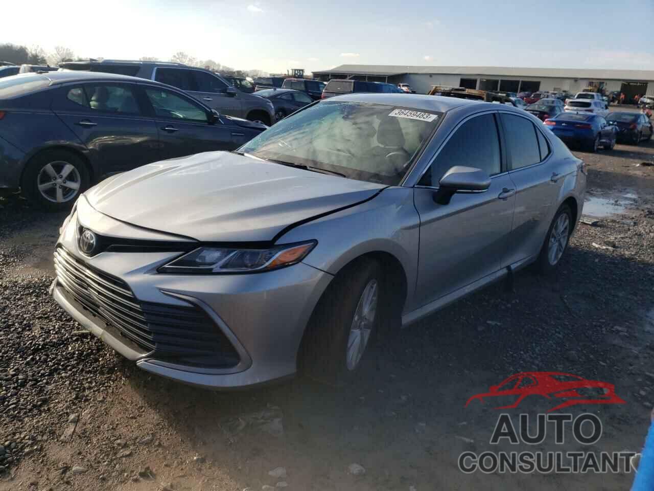 TOYOTA CAMRY 2022 - 4T1R11AK4NU053046