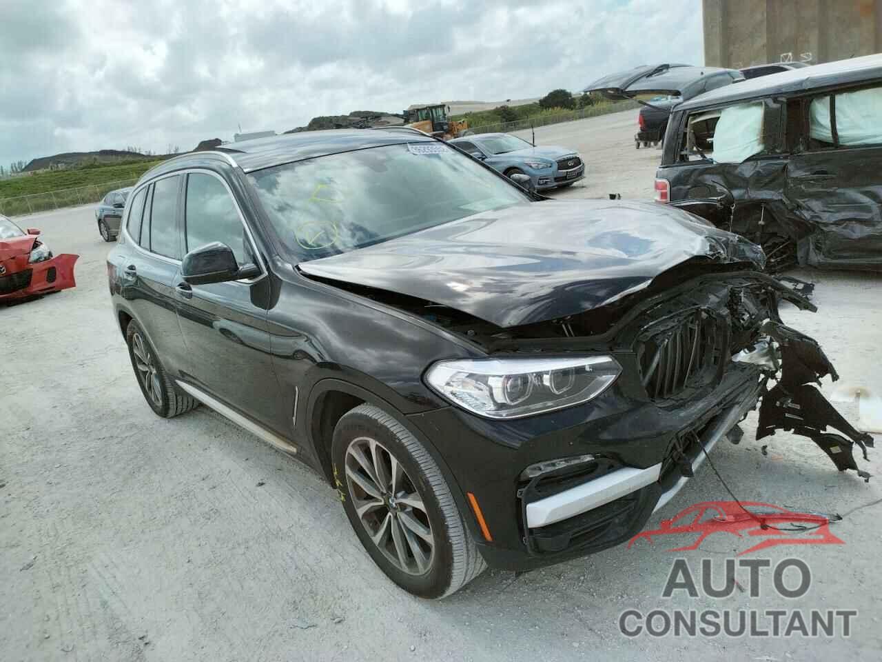 BMW X3 2019 - 5UXTR7C5XKLR49672