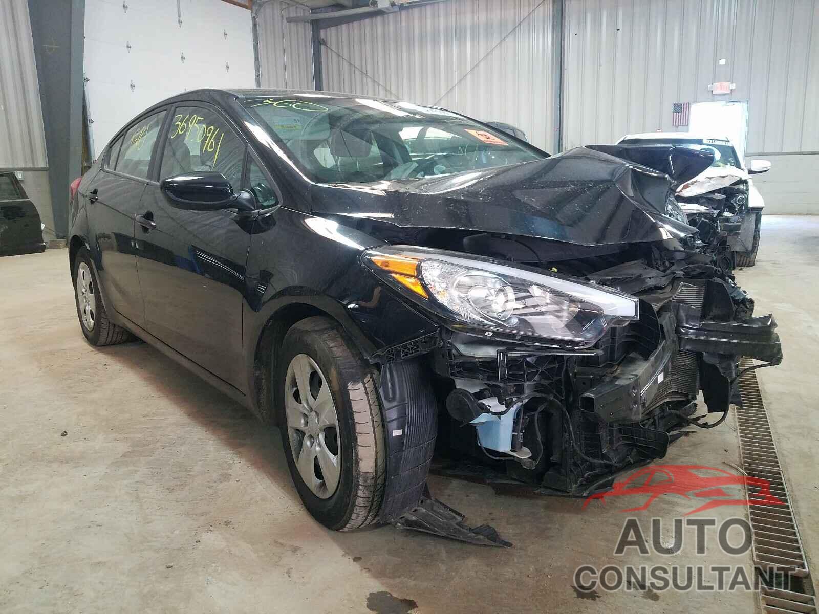 KIA FORTE 2016 - KNAFK4A69G5527365