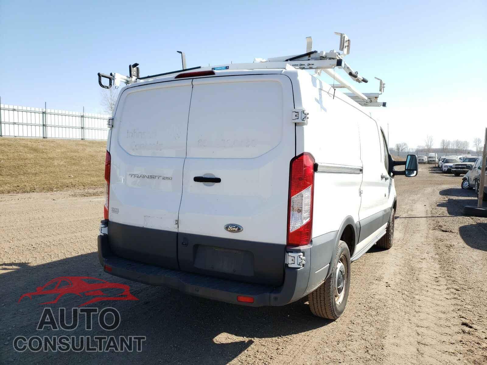 FORD TRANSIT CO 2016 - 1FTYR1YM2GKB10696