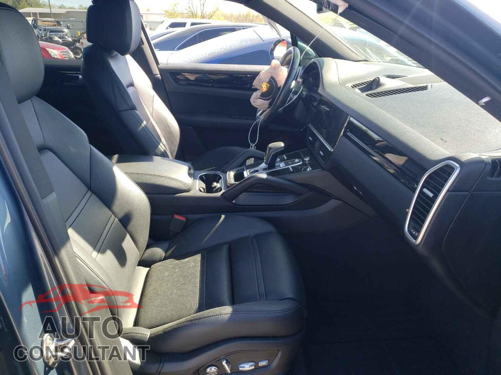 PORSCHE CAYENNE 2019 - WP1AB2AY9KDA60514