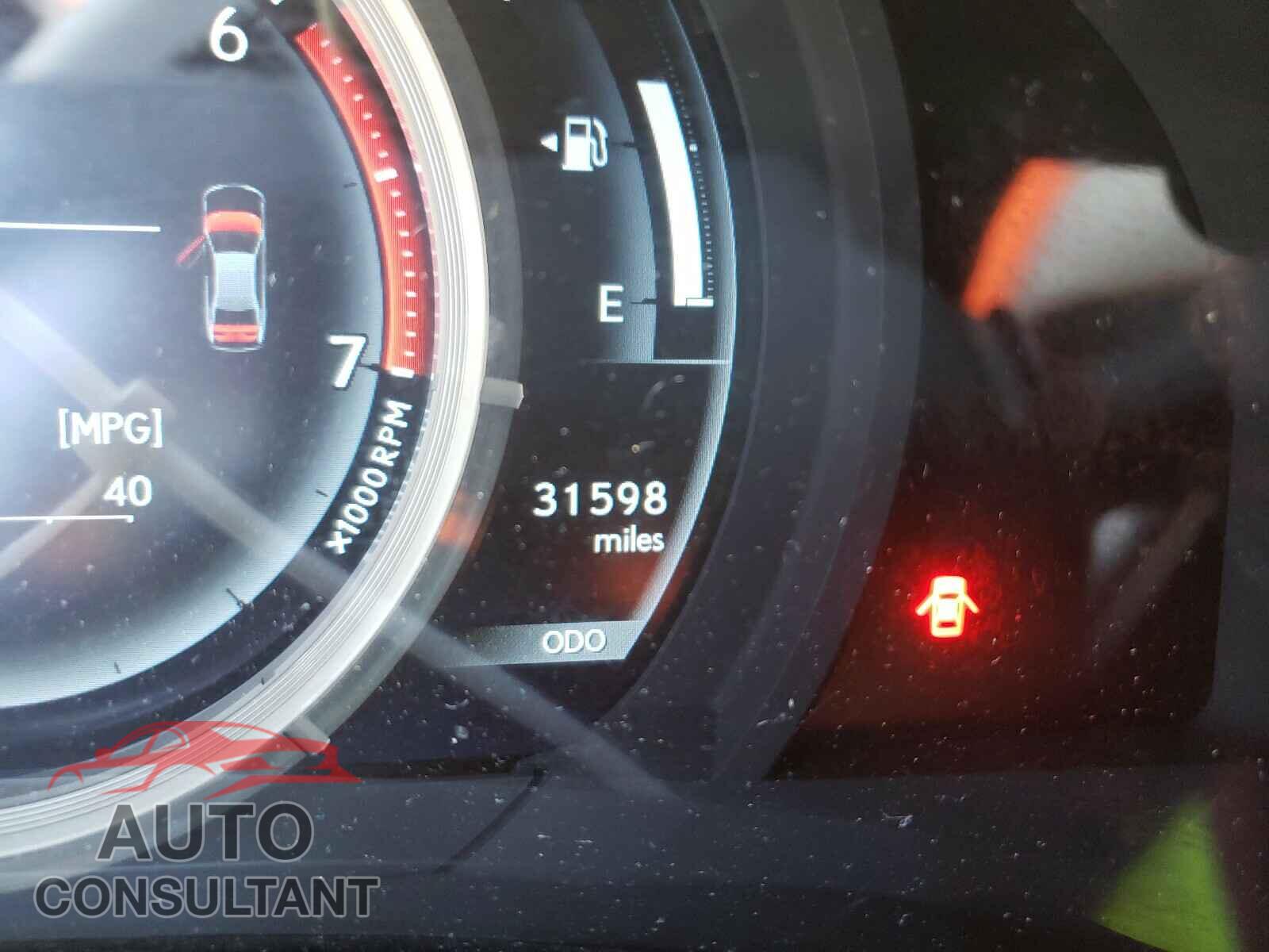 LEXUS IS 2016 - JTHBA1D29G5035929