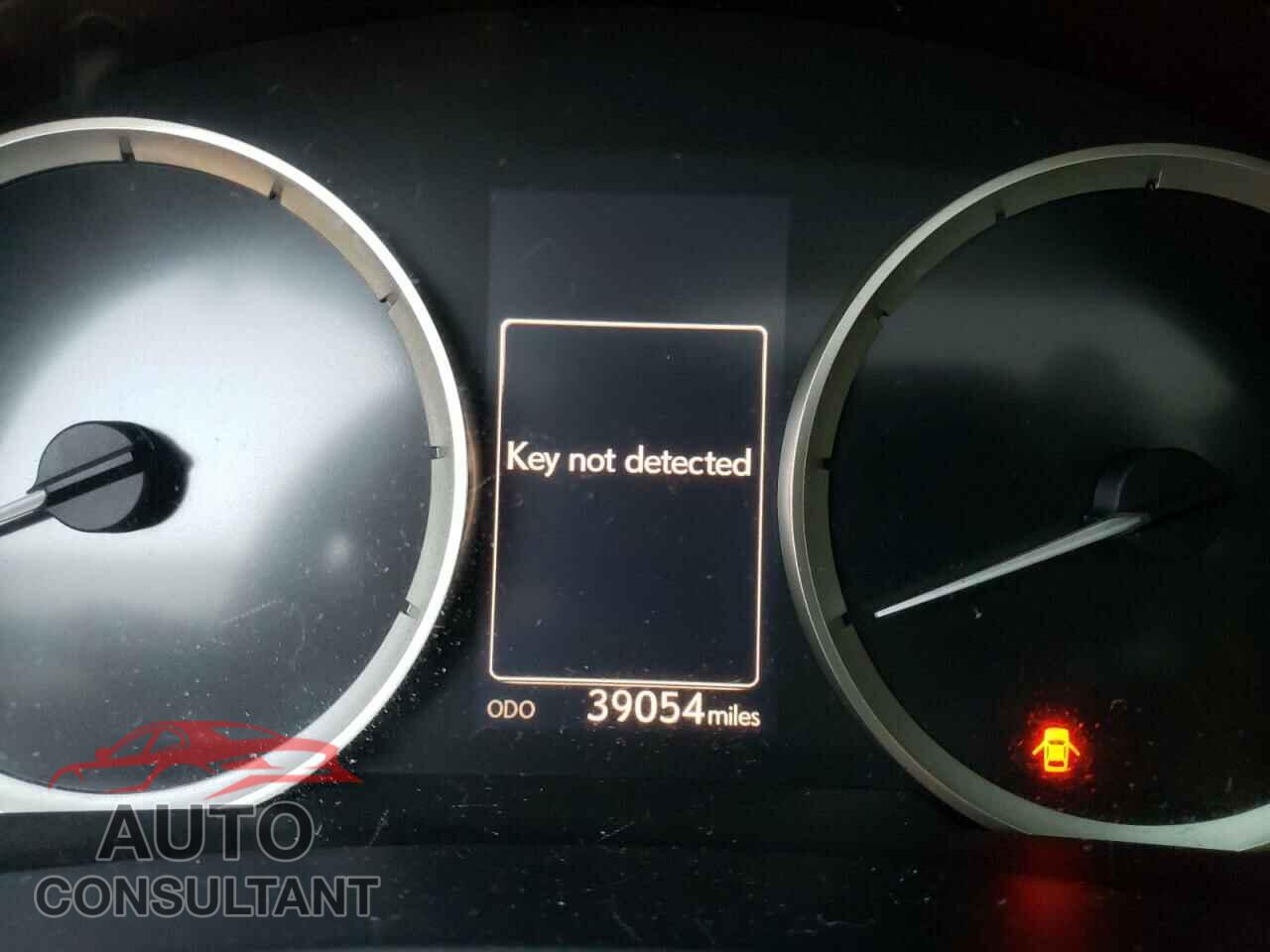 LEXUS IS 2014 - JTHBE1D22E5001140