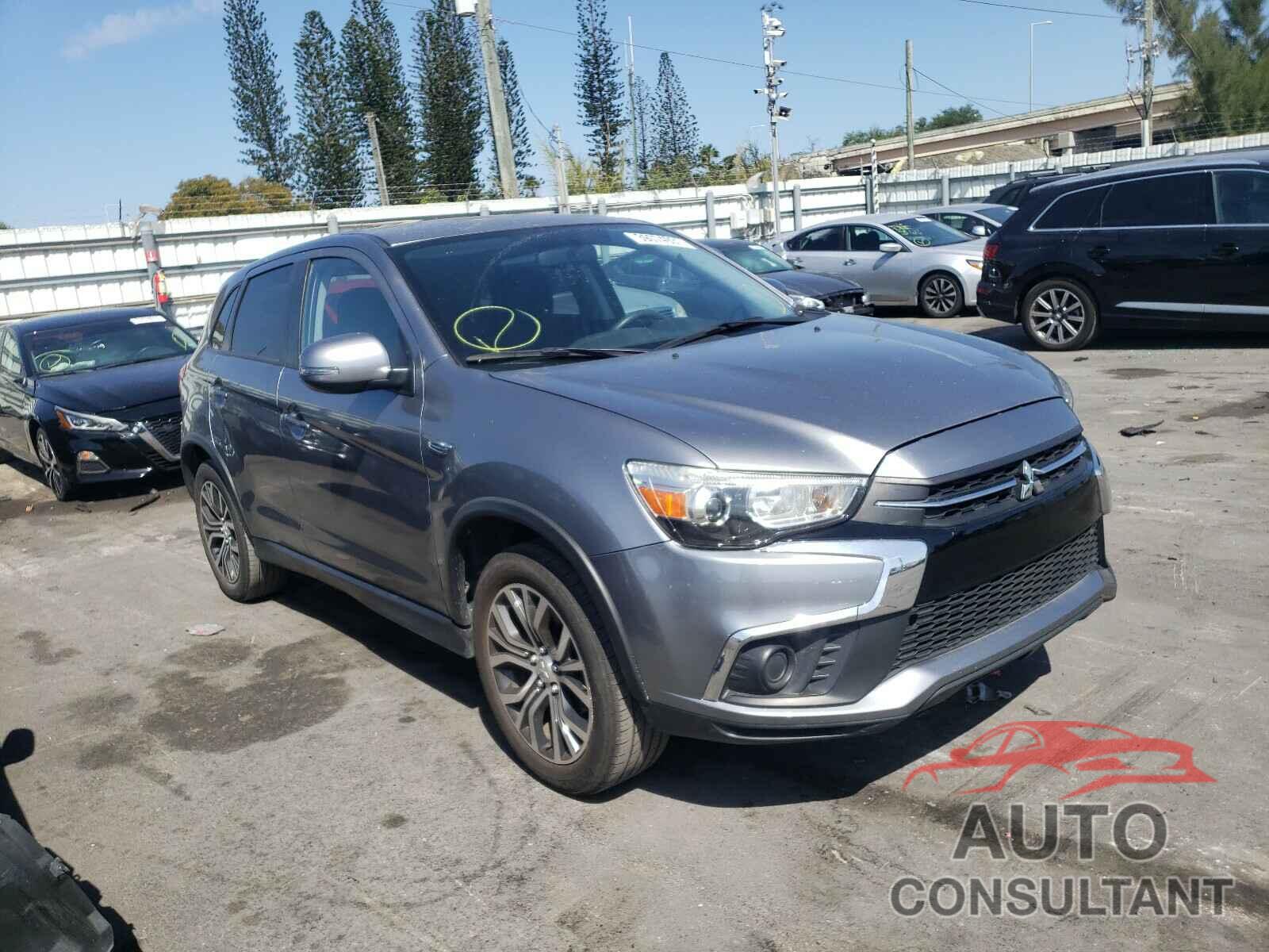 MITSUBISHI OUTLANDER 2018 - JA4AP3AU5JZ007021
